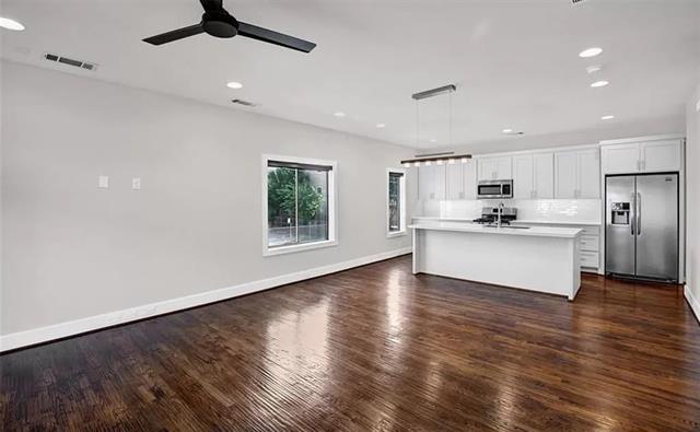 Foto del edificio - 5604 Lindell Ave