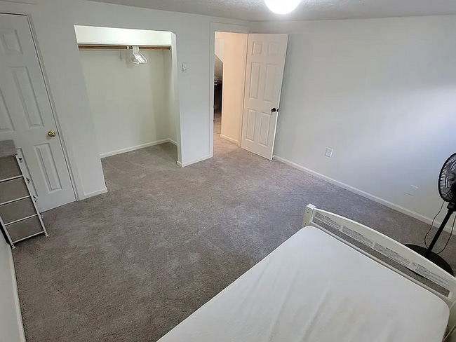 Building Photo - 1640 E 750 S