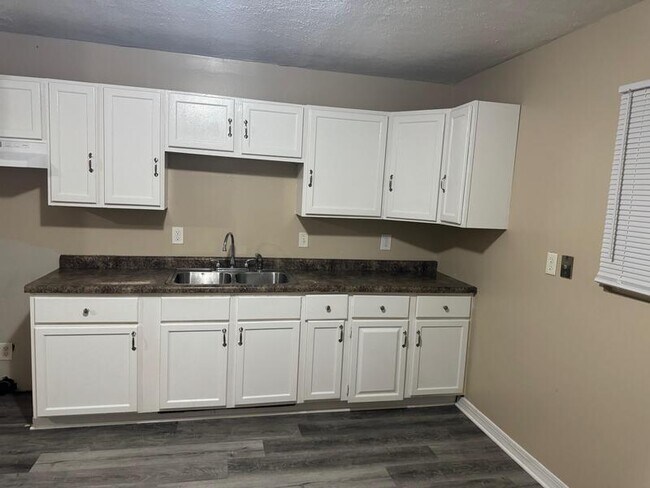 Foto del edificio - 9507 E 39th Pl