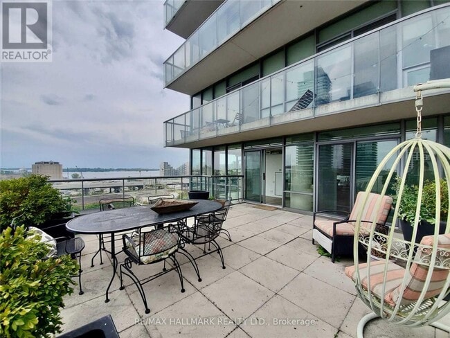 Building Photo - 33 Mill St