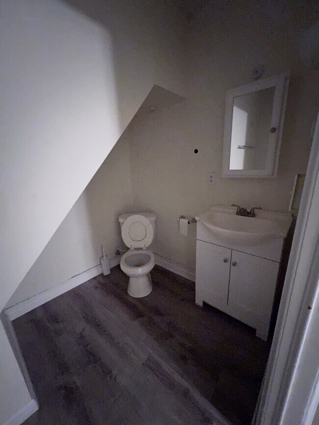 Foto del edificio - 7096 NY-104