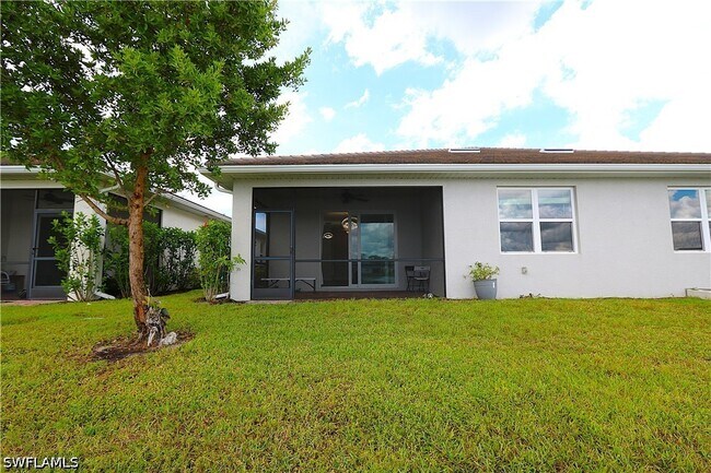 Building Photo - 1028 Tranquil Brk Dr