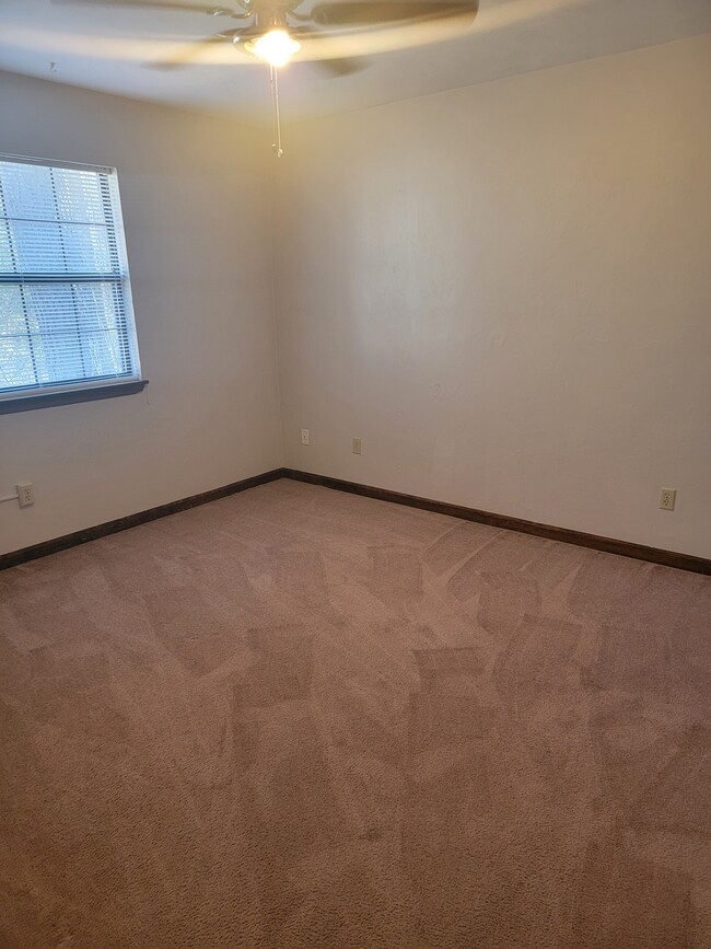 Photo - Woodrich Apartment