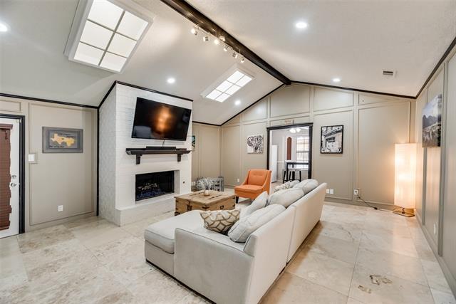 Building Photo - 201 Timber Ridge Dr