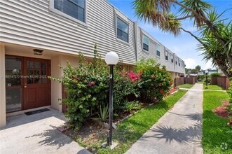 Building Photo - 6603 Winfield Blvd