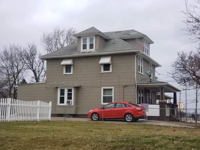 Foto del edificio - 2240 Manchester Rd