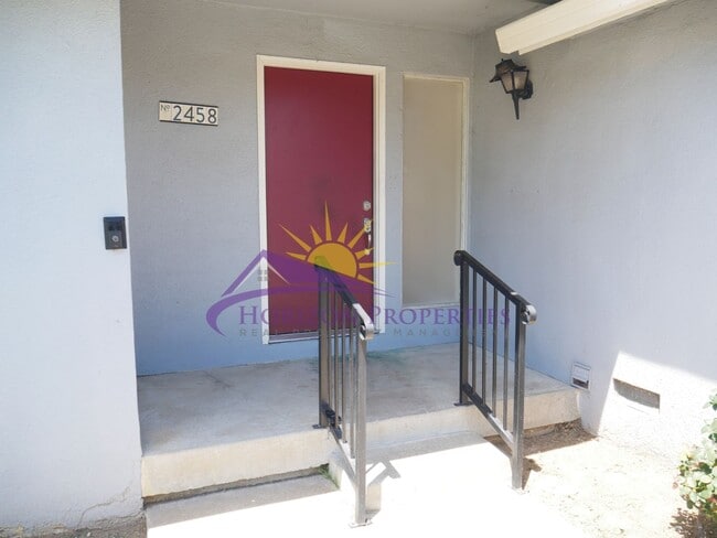 Building Photo - Bright 3 Bed 2.5 Bath 1,378 sqft Arden Home