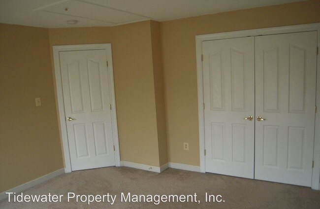 Foto del edificio - 4 br, 3.5 bath House - 2102 Woodvale Lane