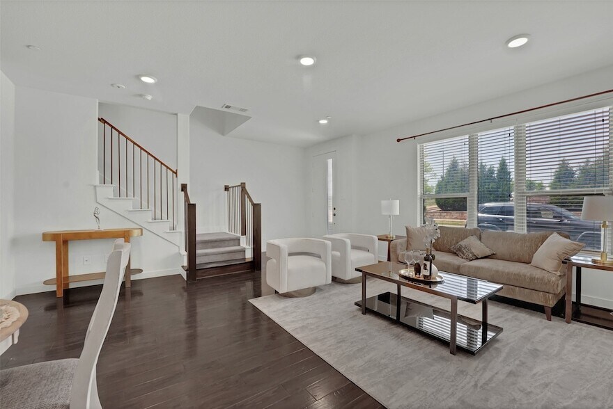 Foto principal - 432 Texas Dr