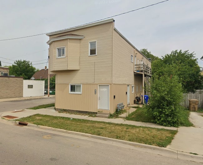 Building Photo - 2020 54th St