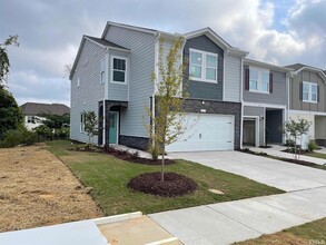 Building Photo - 101 Joneshaven Dr