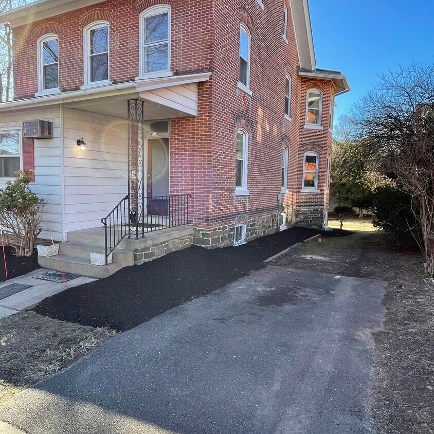 120 S 6th St Unit 3, Perkasie, PA 18944 Condo for Rent in Perkasie