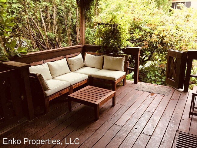 Foto del edificio - 4 br, 2 bath House - 5522 SE 38th Ave.