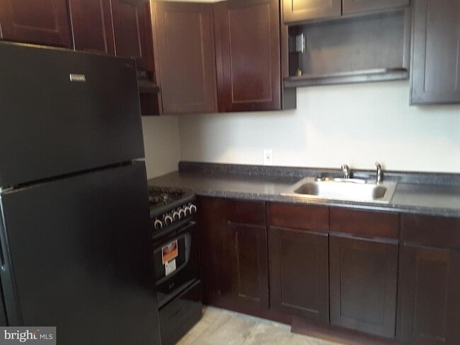 Photo - 1226 Hellerman St Townhome