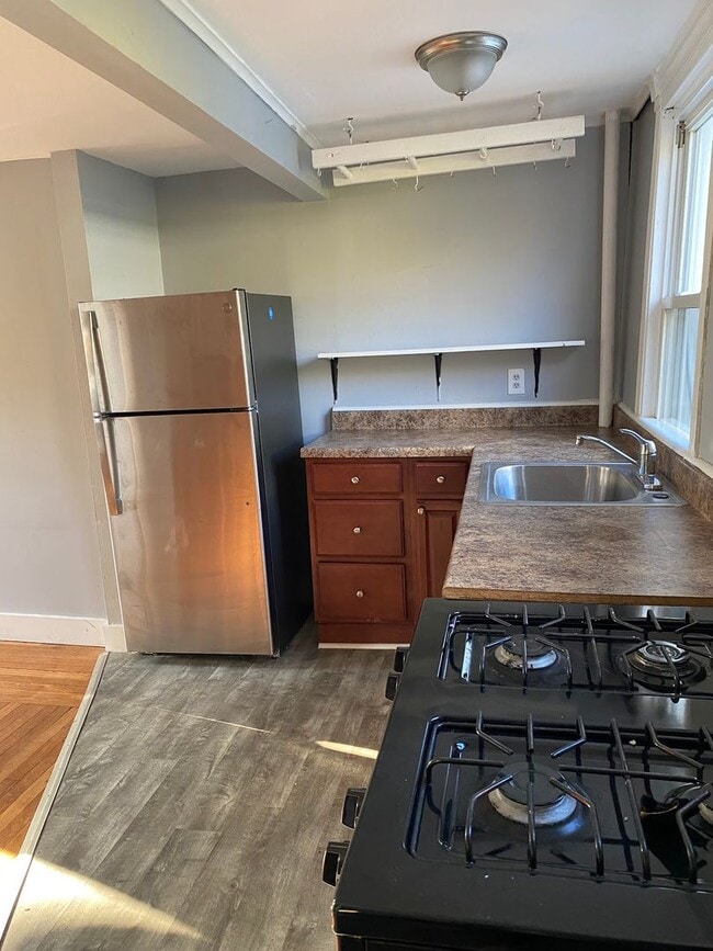 Photo - 229 Dwight St Apartment