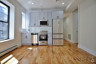 Building Photo - NEW 3 Bed in Crown Heights