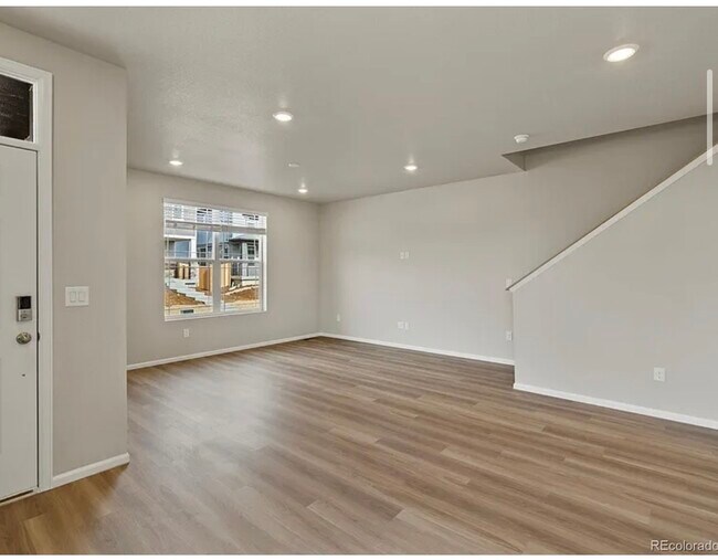 Foto del edificio - 750 N Shawnee St