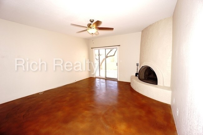 Building Photo - 4628 E Camino Casa Redondo