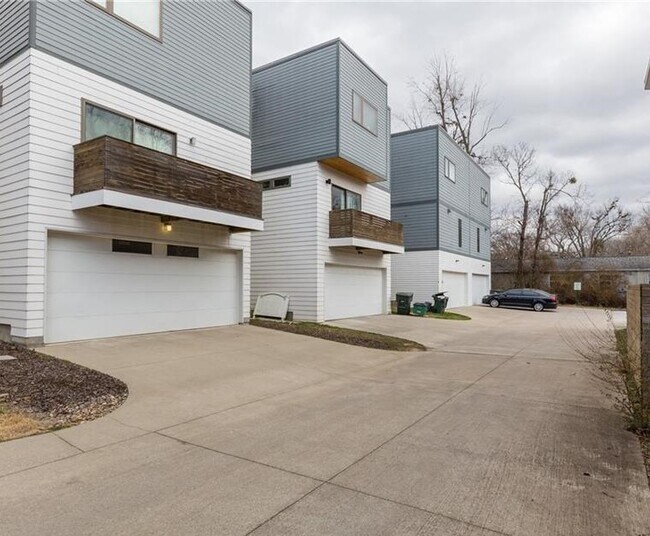 Building Photo - 175 W Martin Luther King Junior Blvd