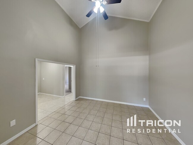 Foto del edificio - 1326 Hatch Pl