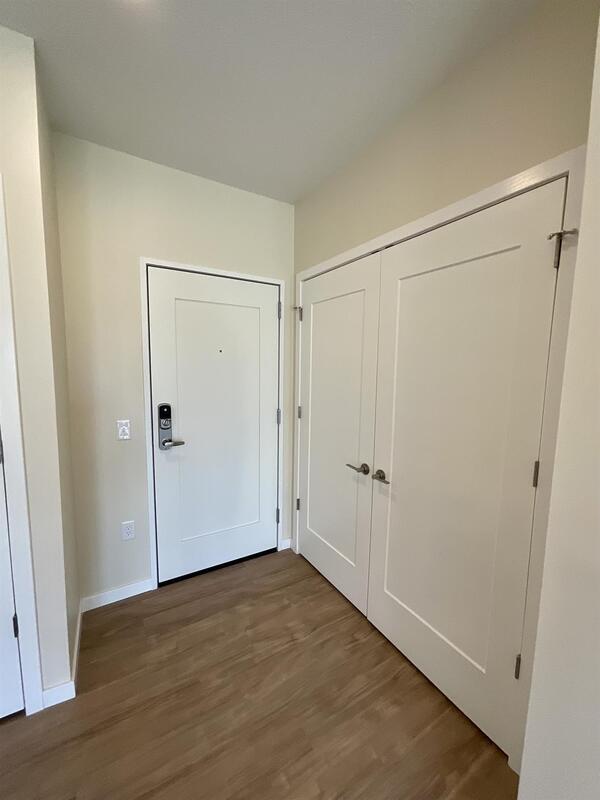 Building Photo - 6170 Bennett Dr