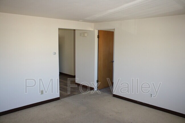 Foto del edificio - 435 S Railroad St