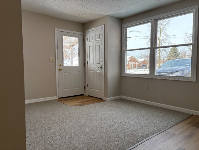 Foto del edificio - 10 W Park St