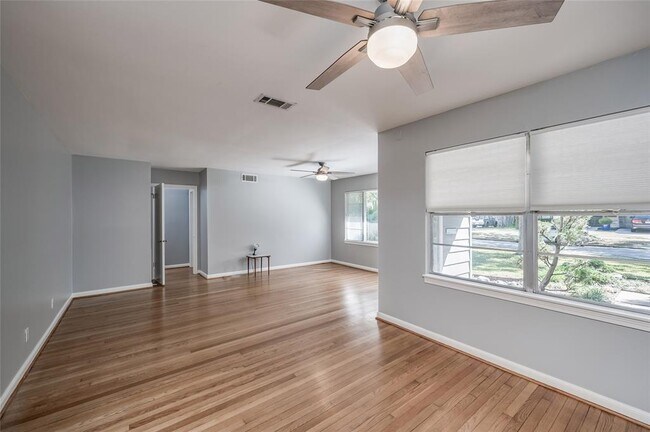 Building Photo - 3322 Elmridge St
