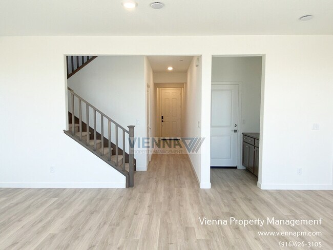 Building Photo - 7361 Moon Dream Wy