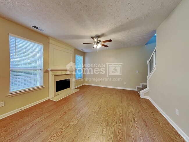 Foto del edificio - 3180 Waterplace Cove