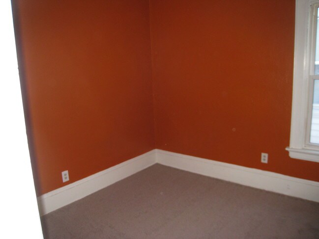 Building Photo - 2528 N 34th St