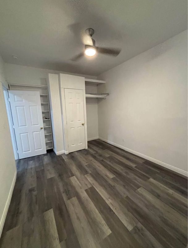 Building Photo - 625 W 41st Dr