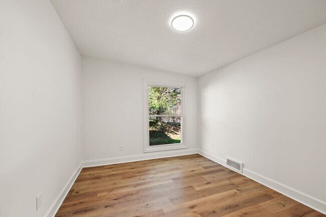 Foto del edificio - 3761 Avera Ave