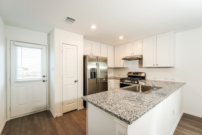 Foto del edificio - 7382 Cultivator Way