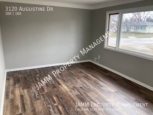 Building Photo - 3-Bedroom Parma Ranch!