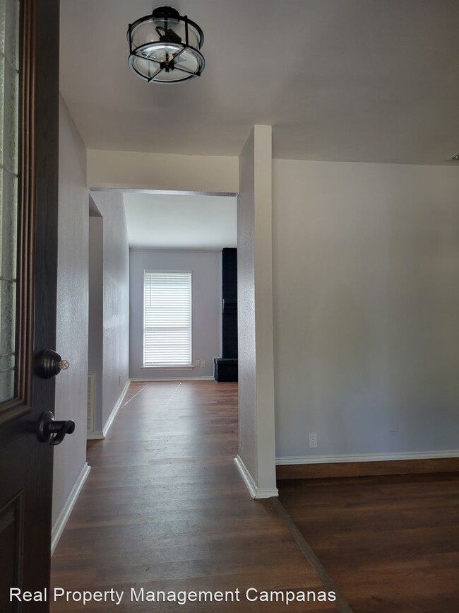 Building Photo - 3 br, 2 bath House - 1410 Aylsbury Dr