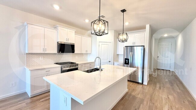Building Photo - 15834 W Gray Fox Trl