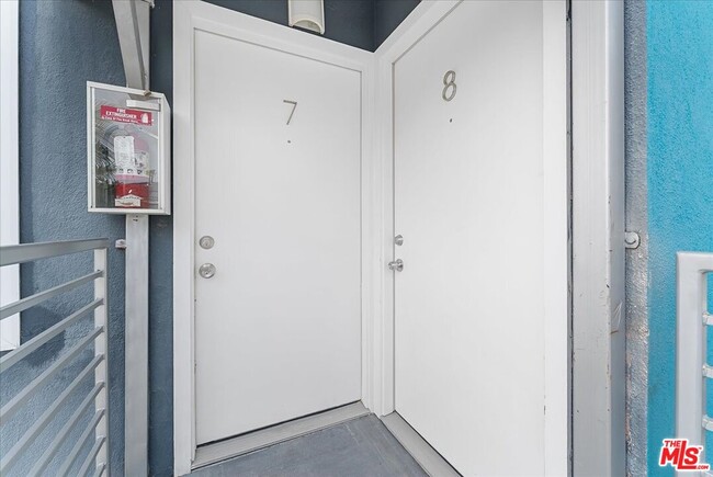 Building Photo - 2948 Exposition Blvd