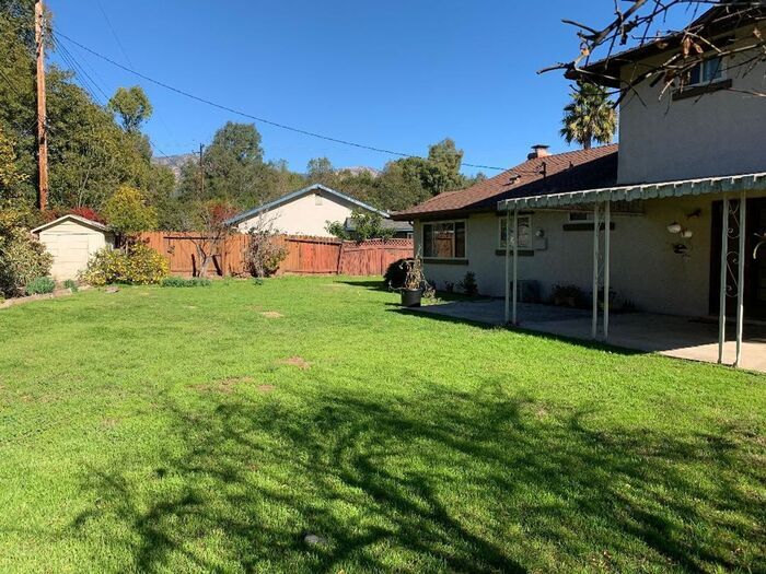 Primary Photo - Hidden Valley 3 Bedroom Home - Available Now