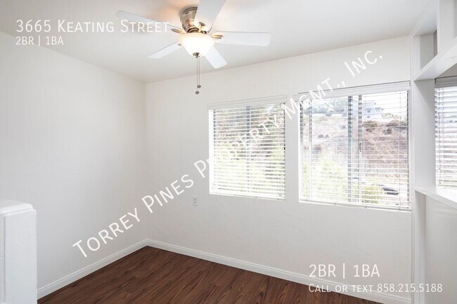 Building Photo - Charming 2b/1ba in Mission Hills + Laundry...