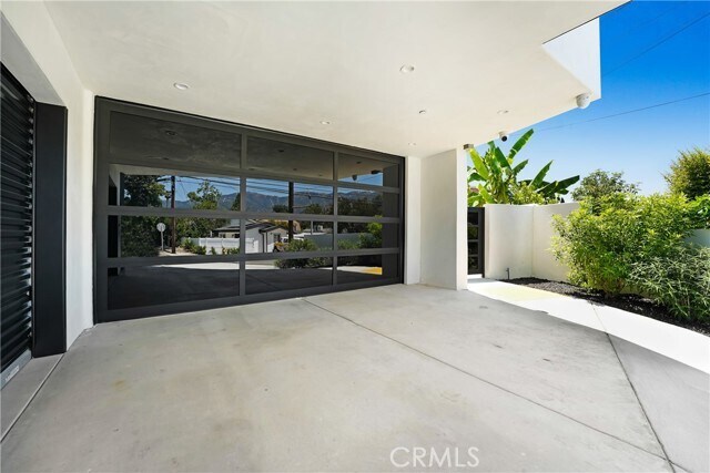 Foto del edificio - 4036 Rosemont Ave