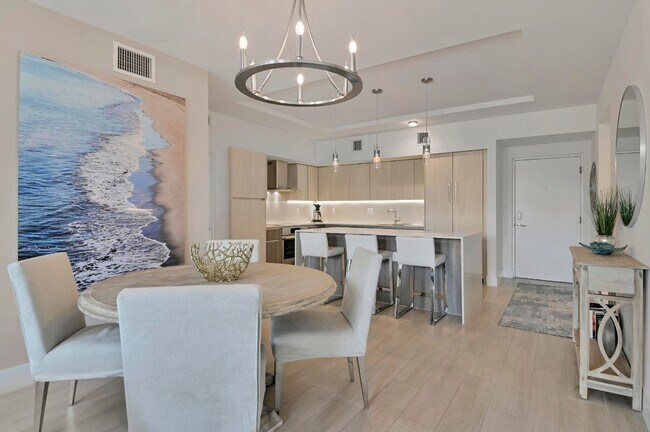 Foto del edificio - Southeast 1st Avenue, Delray Beach, FL 33444 - 2 BR 2 BA condo