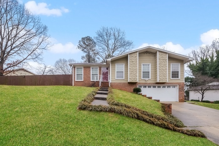 Primary Photo - Lovely 4 Bed in Birmingham, AL