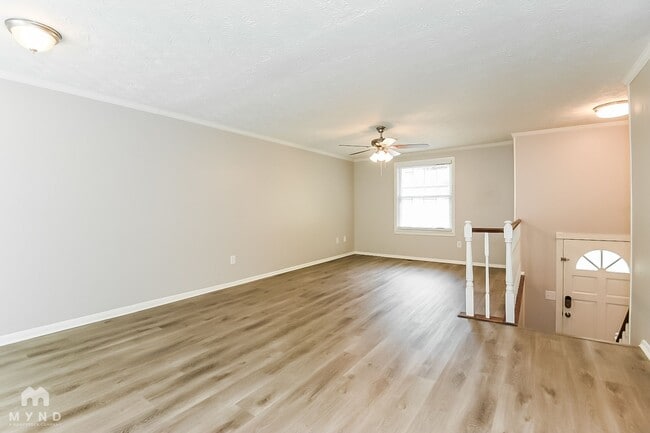 Building Photo - 2829 Pine Meadow Dr