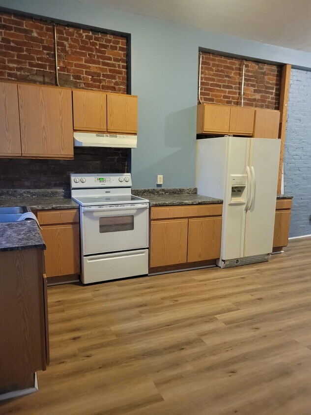 Kitchen Area - 24 Northampton St