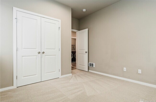 Foto del edificio - 9684 51st Ave S