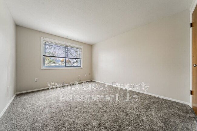 Foto del edificio - 5520 Beavercrest Dr