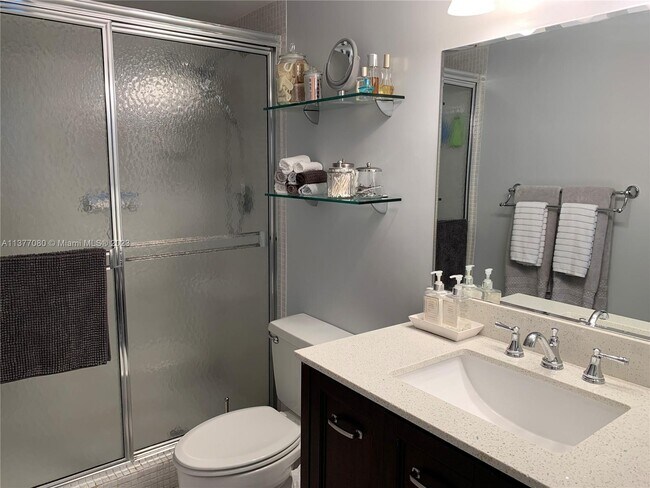 Foto del edificio - 4471 Luxemburg Ct