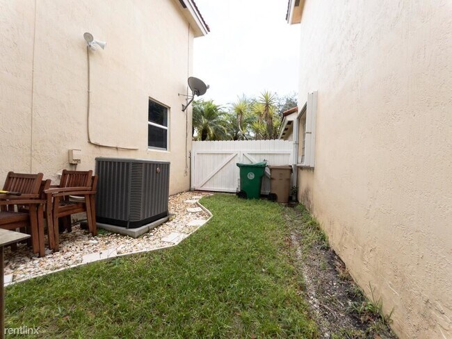 Foto del edificio - 3 br, 2.5 bath House - Chelsea at Ivanhoe