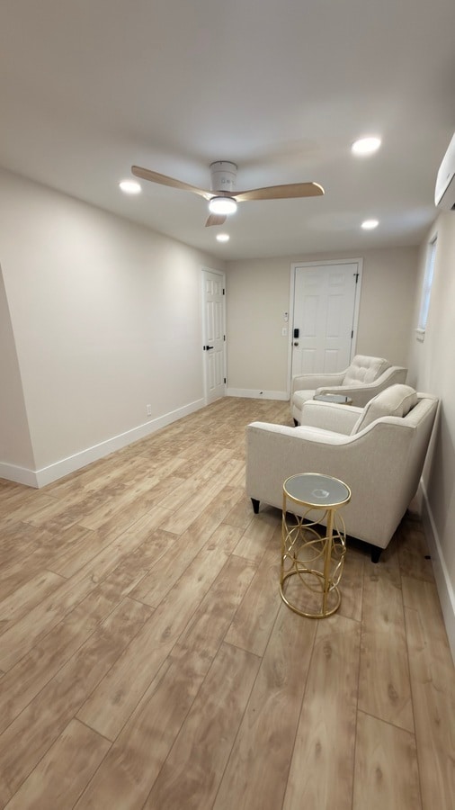 Building Photo - 5813 Tampico Rd